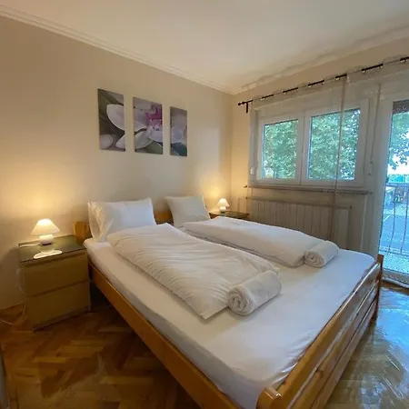 Petofi 24 Apartment