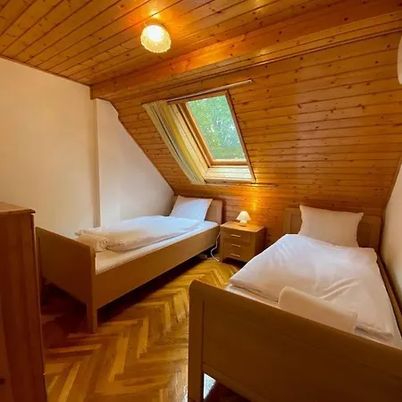 Petőfi 24 * Siófok